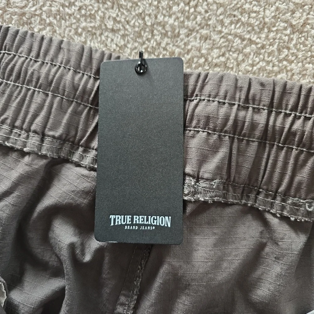 True Religion Ripstop Jogger Granite Grey Cargo Pockets Men's Pants Size XL NWT